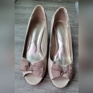 Naturalizer Glynnis Heels